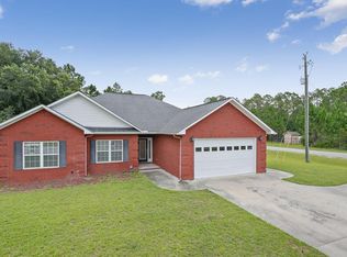 15 Taylor Wells Ln, Hinesville, GA 31313