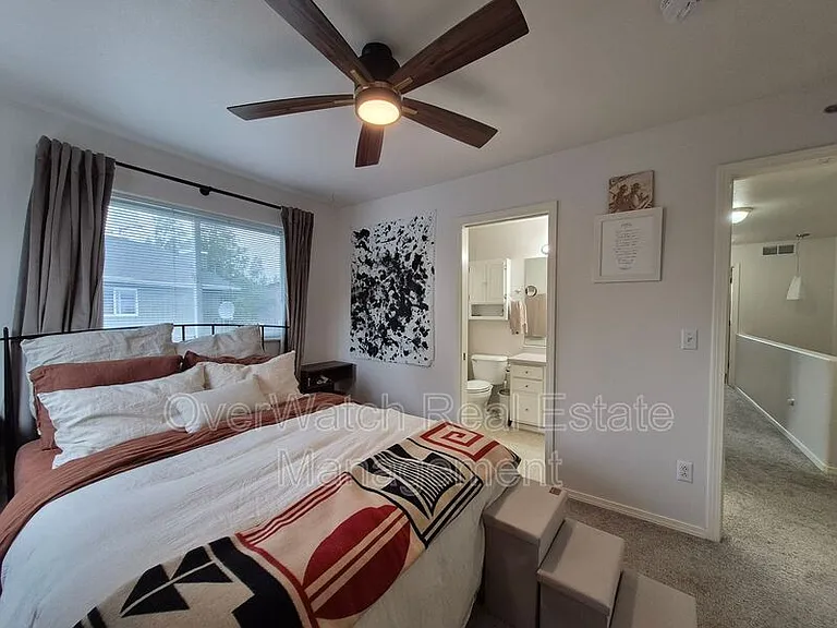 3926 Lakehurst Cir #1 — Photo 4
