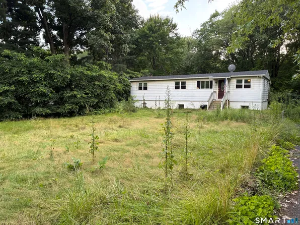 14 Meadow Ridge Road, Litchfield, CT 06759