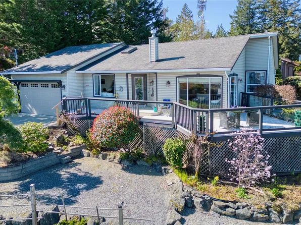 1277 Selkirk Dr, Nanaimo, BC V9R 5Z5