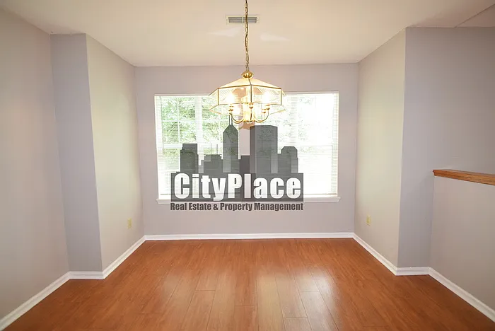 740 Sweet Creek Dr — Photo 9