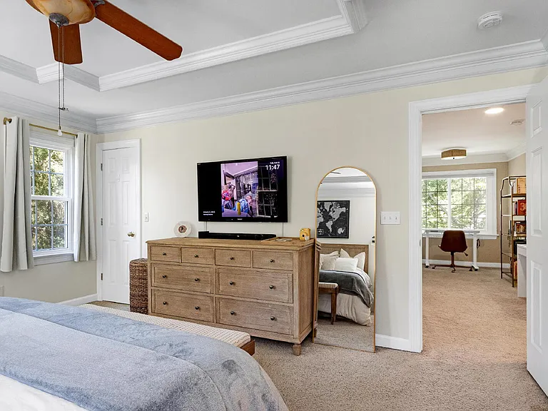 2711 Ashland Dr — Photo 25