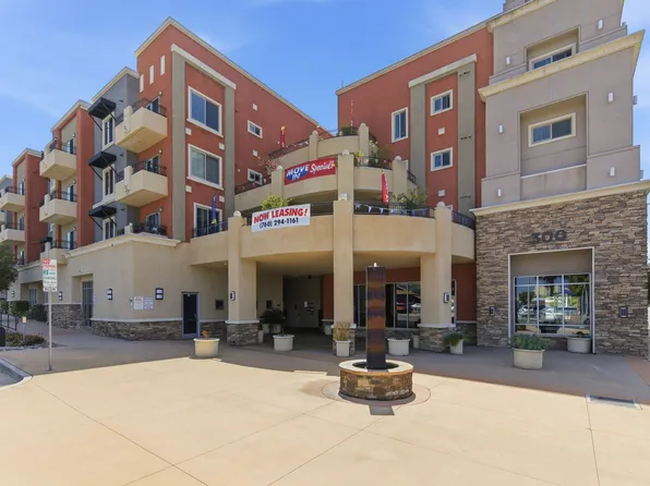 City Plaza Apartments