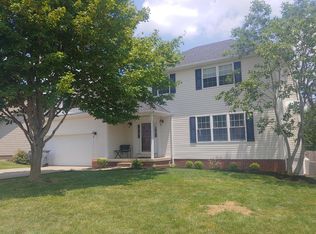 122 Hibiscus Ln, Winchester, KY 40391