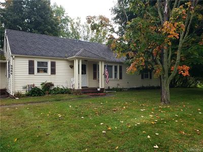 9984 Ridge Rd, Middleport, NY, 14105