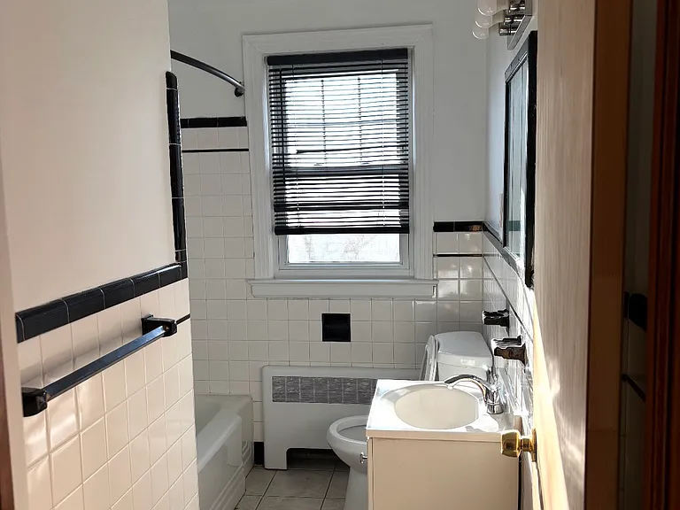 111 Vail St #2 — Photo 3