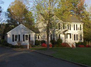917 Buford Oaks Ln, North Chesterfield, VA 23235