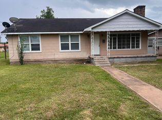 801 N Main St, Sweeny, TX 77480