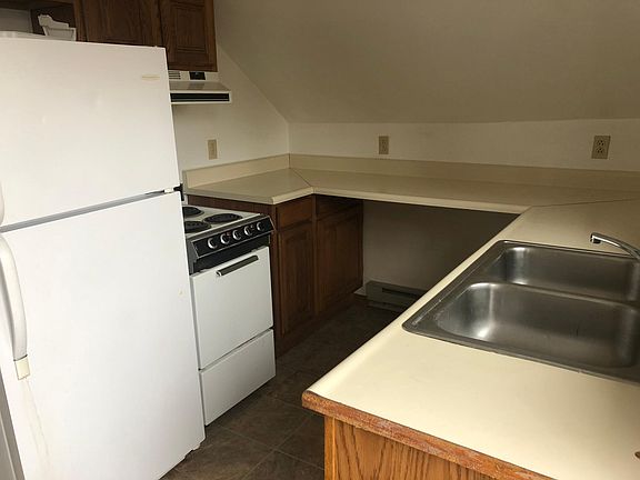 Kitchen with lots of counter space