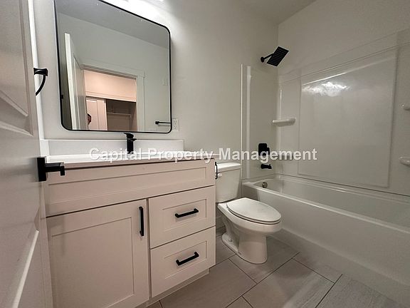 5th image of 770 E Ashton Ave #3