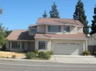 1061 Georgetown Ave, Turlock, CA 95382