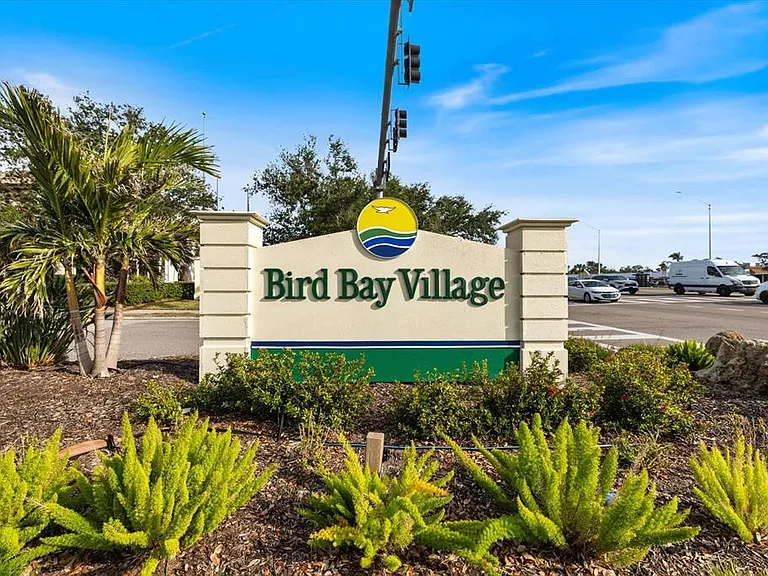 690 Bird Bay Cir #28 — Photo 33