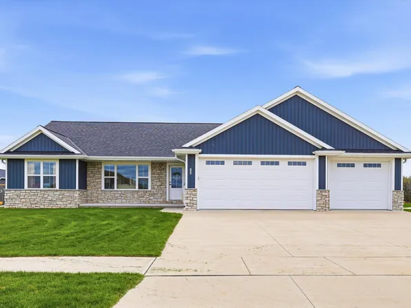 2359 Tigerwood Trl, De Pere, WI 54115