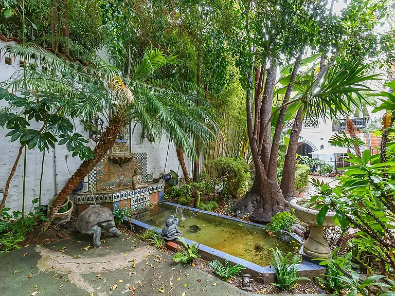 8225 Fountain Ave (Patio Del Moro) — Photo 7