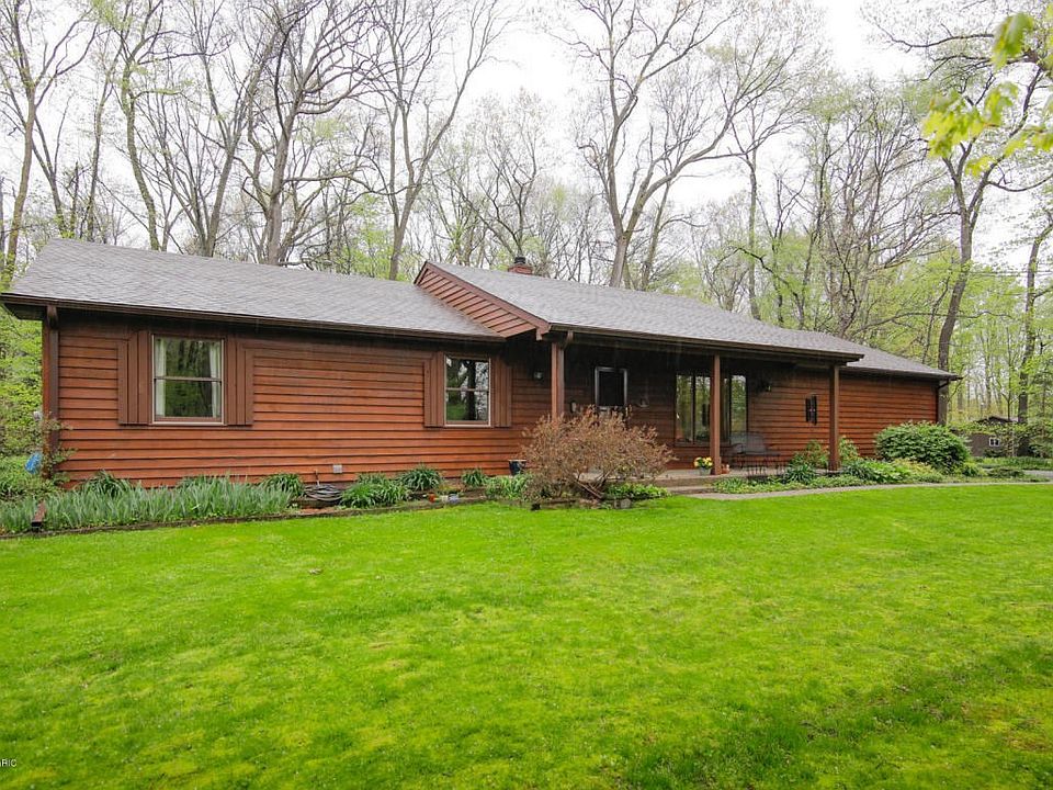24148 63rd Ave-101