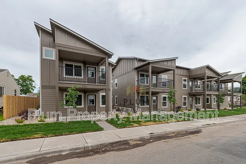 2414 McDonald Ave #102