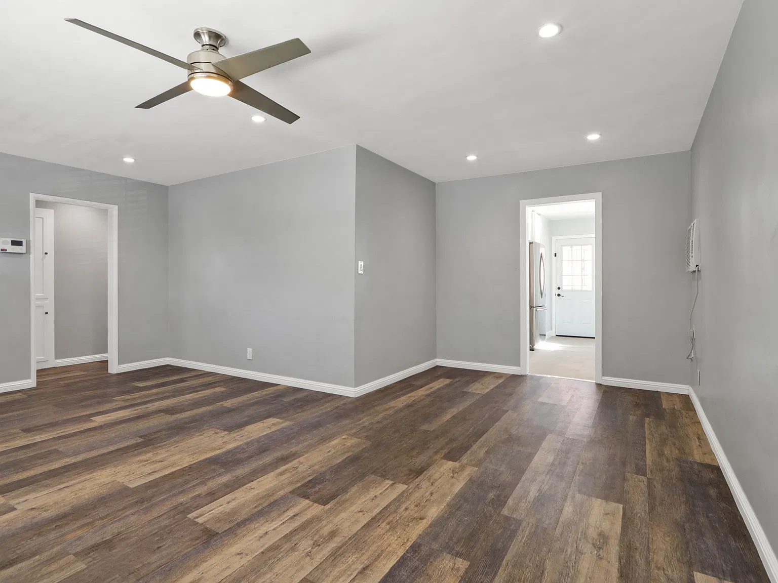 10603 Bramblebush Ave — Photo 3