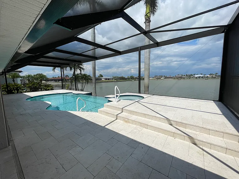 2543 SW 15th Ave — Photo 21