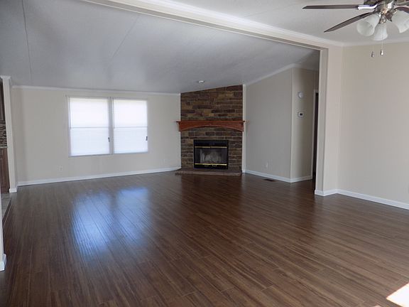 4th image of 111 Allis Dr