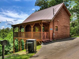 4219 Dollys Dr, Sevierville, TN 37876