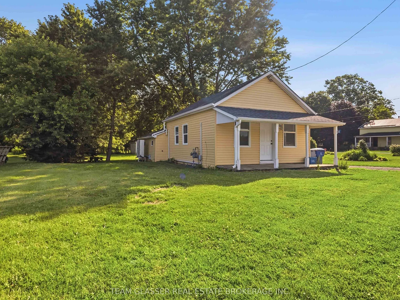 2 bed, $2,000 — Photo 1