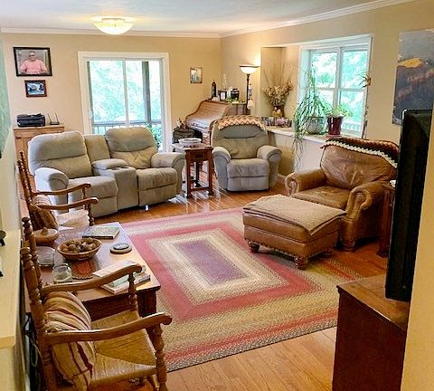 5th image of 22704 Spencer Ln