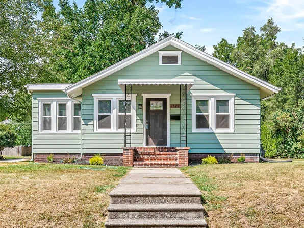 1320 Woodward Ave, Elkhart, IN 46514