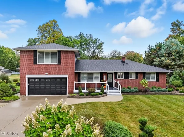 7771 Shady Ln, Northfield, OH 44067