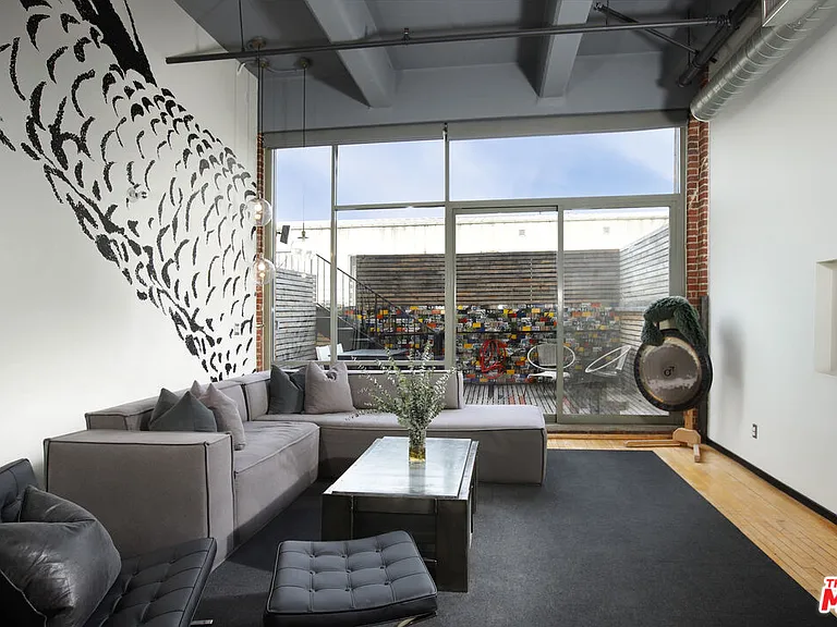 1850 Industrial St #215 — Photo 8