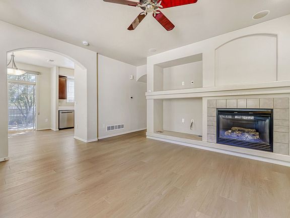 5th image of 9203 W 107th Pl