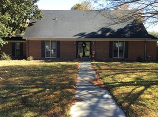 703 10th Ave, Cleveland, MS 38732