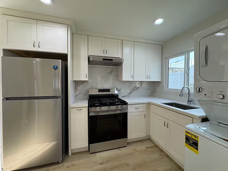21339 Hipass Dr — Photo 9