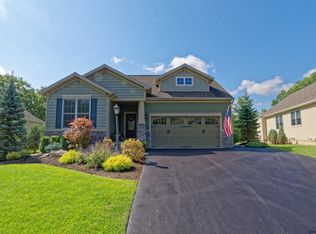61 Sutherland Dr, Watervliet, NY 12189