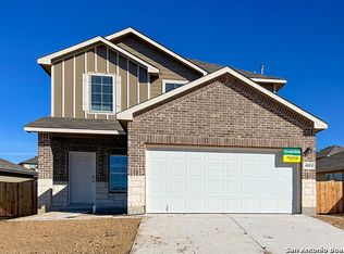 4051 Bay Leaf Loop, Von Ormy, TX 78073