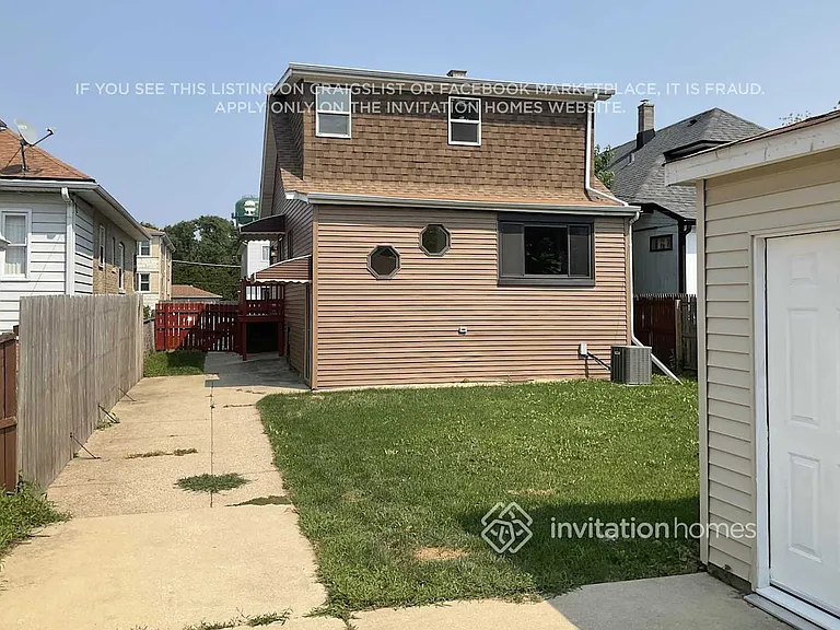 2418 N 75th Ct — Photo 10