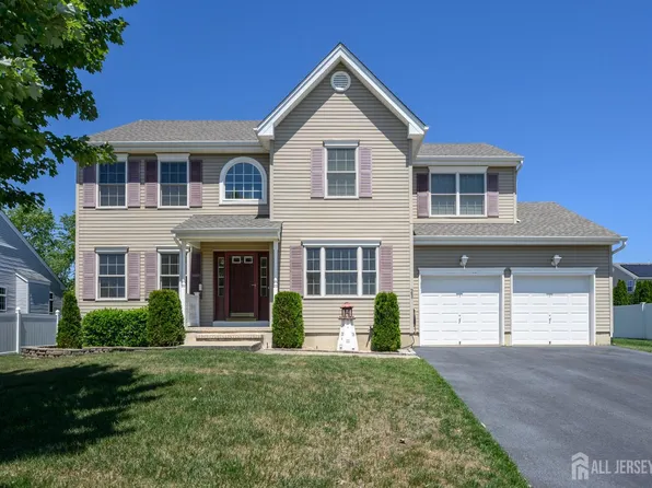 21 Catalina Ave, Barnegat, NJ 08005