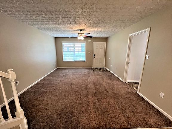 2nd image of 1057 Wedgewood Ct