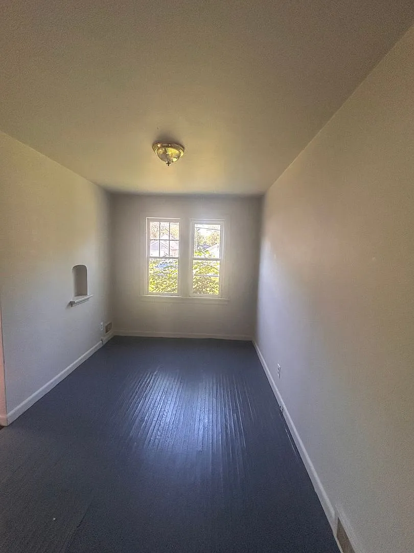 4026 Weisser Park Ave. — Photo 3