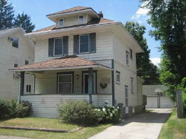 1630 Alpha St, Lansing, MI 48910