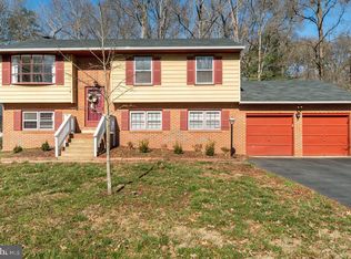 6 Sequoia St, Fredericksburg, VA 22408
