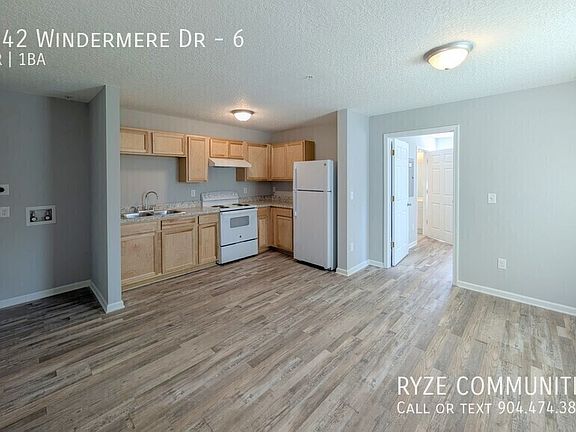 5th image of 5642 Windermere Dr APT 6