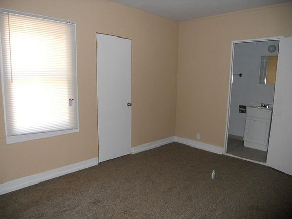 5th image of 416 S Buena Vista St