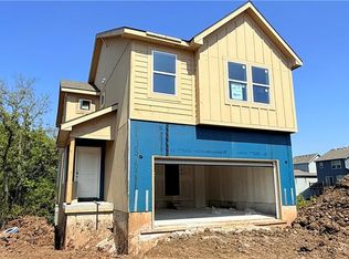 416 Hampstead Dr, Raymore, MO 64083