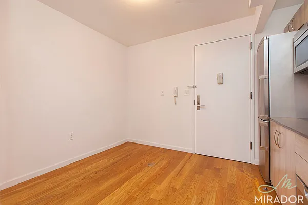 Rented by Mirador Real Estate | media 15