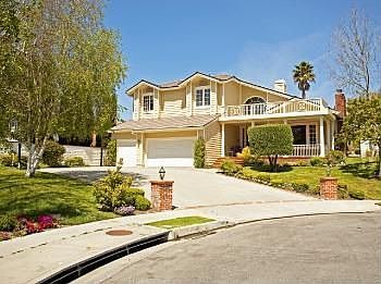 2nd image of 28895 King Arthur Ct