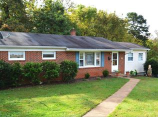 1801 Sunset Dr, Altavista, VA 24517