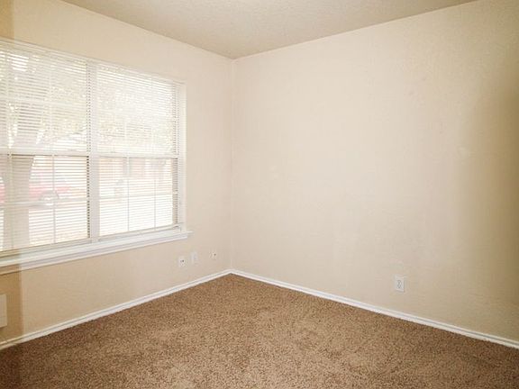 2nd image of 16122 Branching Oaks
