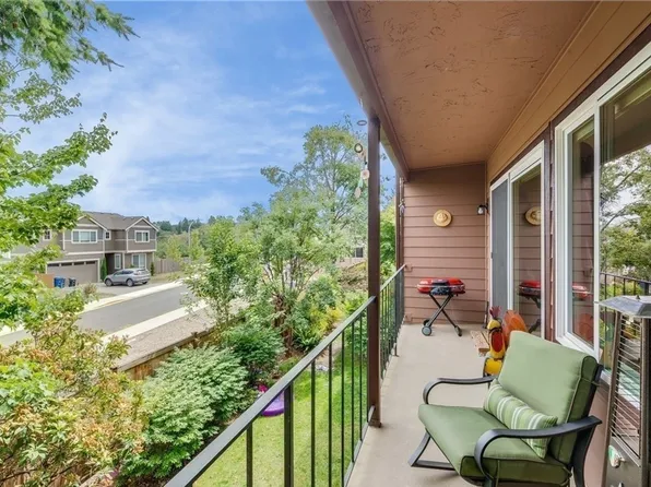 17430 Ambaum Blvd S APT 2, Burien, WA 98148