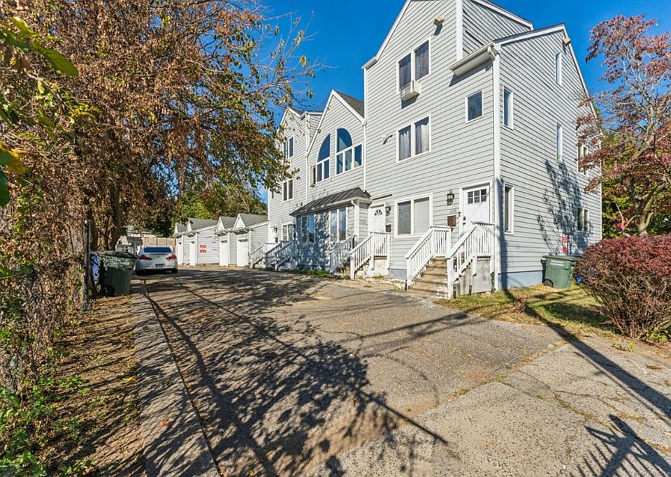 1st image of 255 East Ave