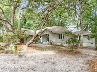306 Camellia Ct, Sunset Beach, NC 28468